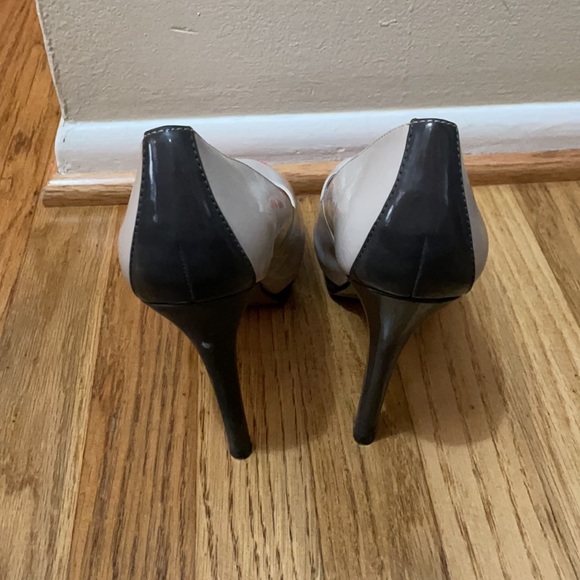 Tan Peep Toe Pumps by Jessica Simpson - Never Worn - Picture 3 of 5